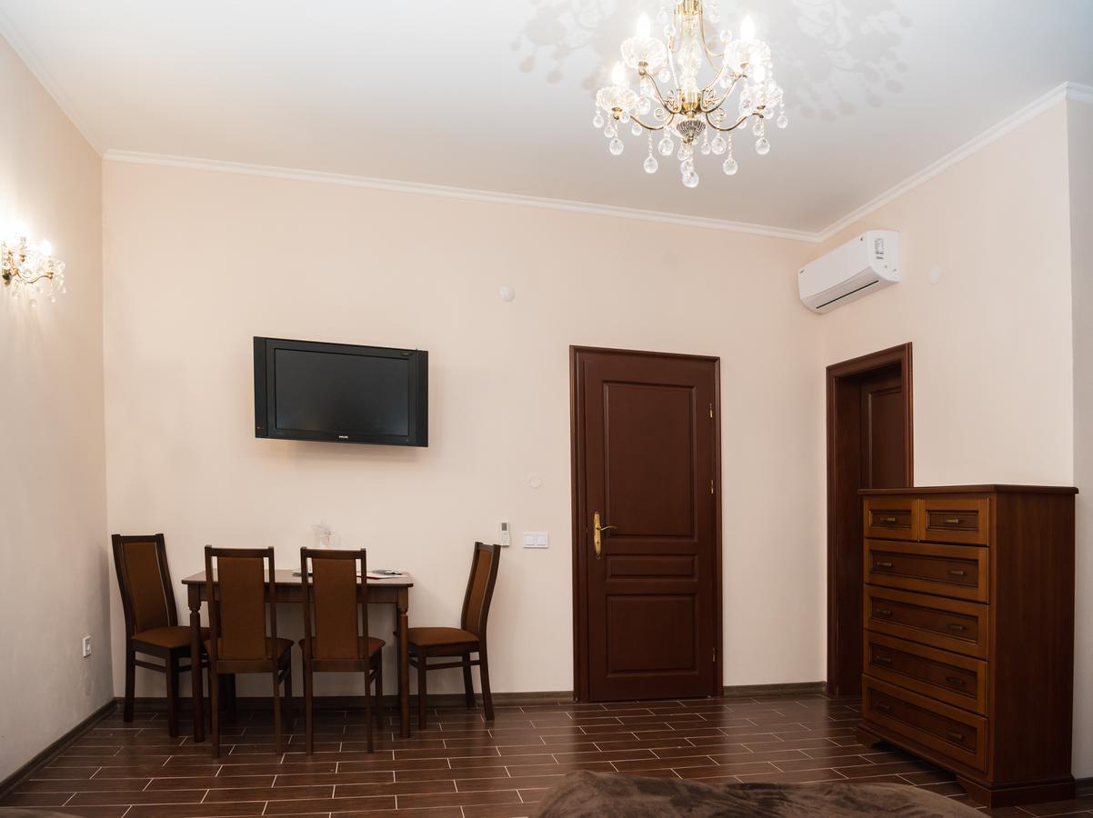 Hotel " Boutique " أوزهورود المظهر الخارجي الصورة